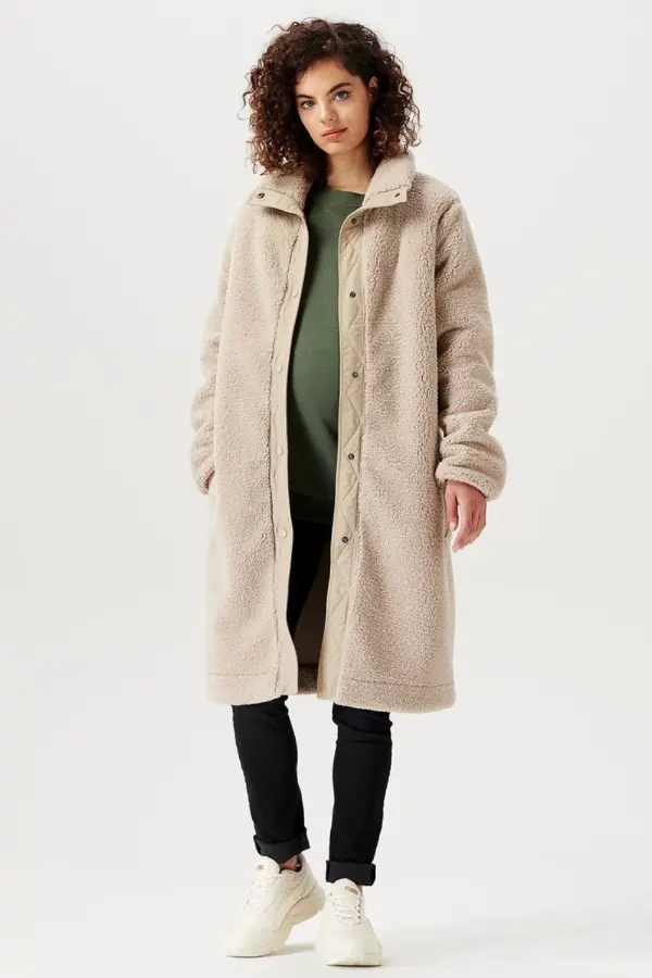 Casual Winter Pregnancy Outfits