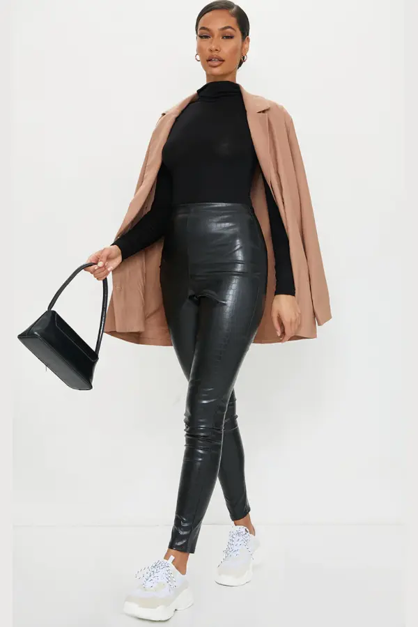 Faux Leather Leggings Outfit