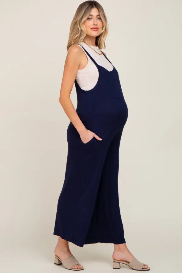 Casual Maternity Outfit