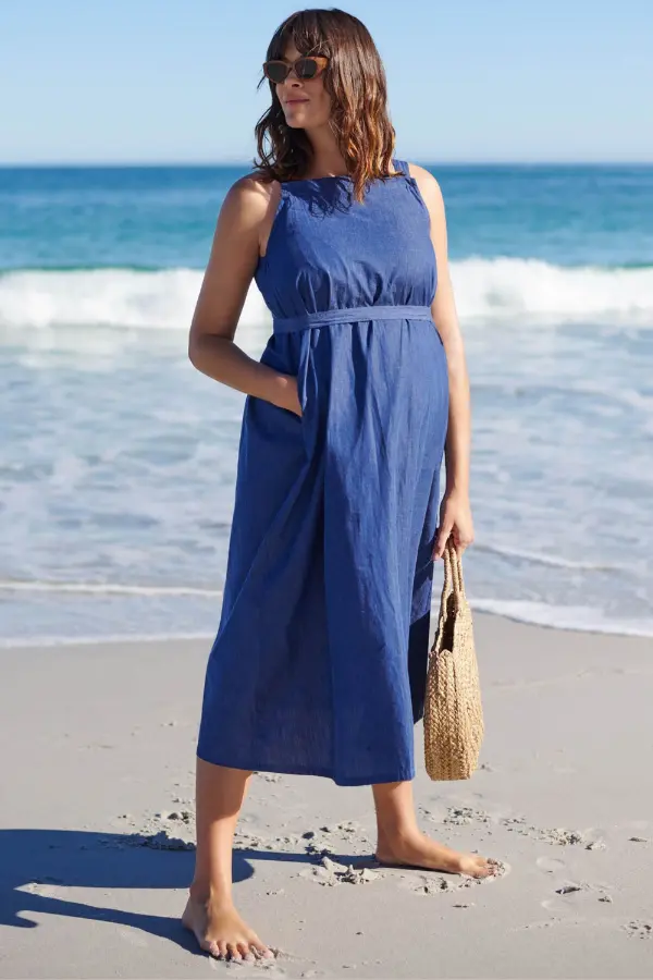Maternity Outfits Beach