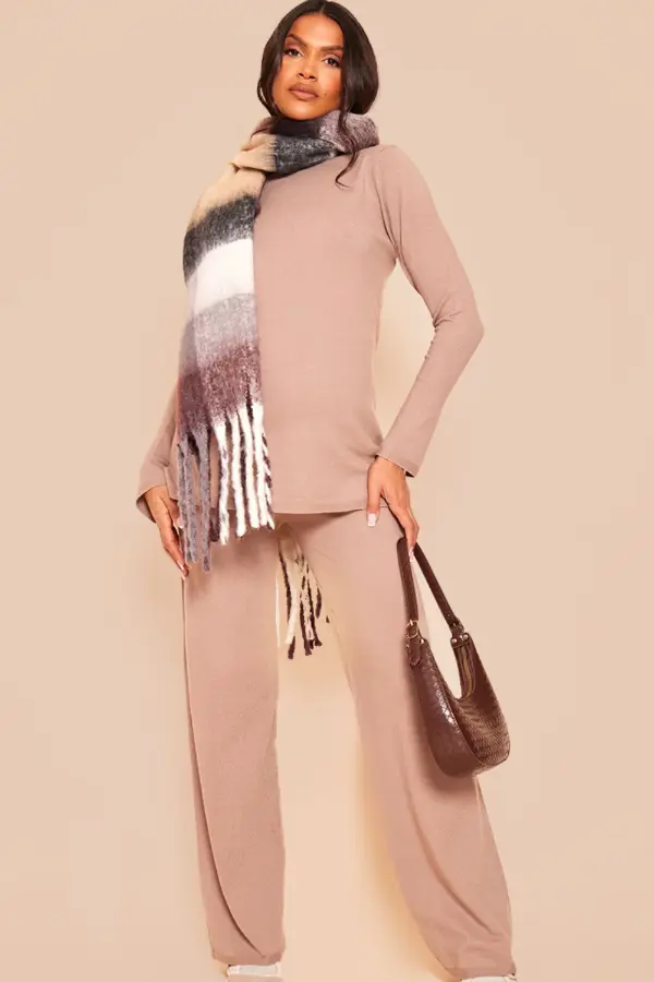 Maternity Outfits Fall