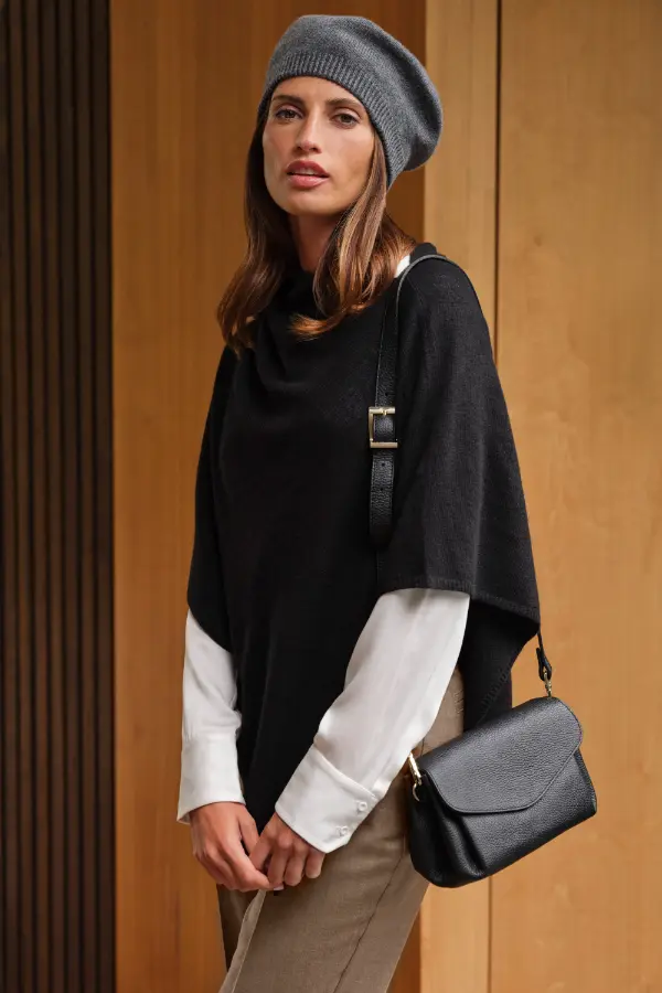 Poncho Outfit Ideas