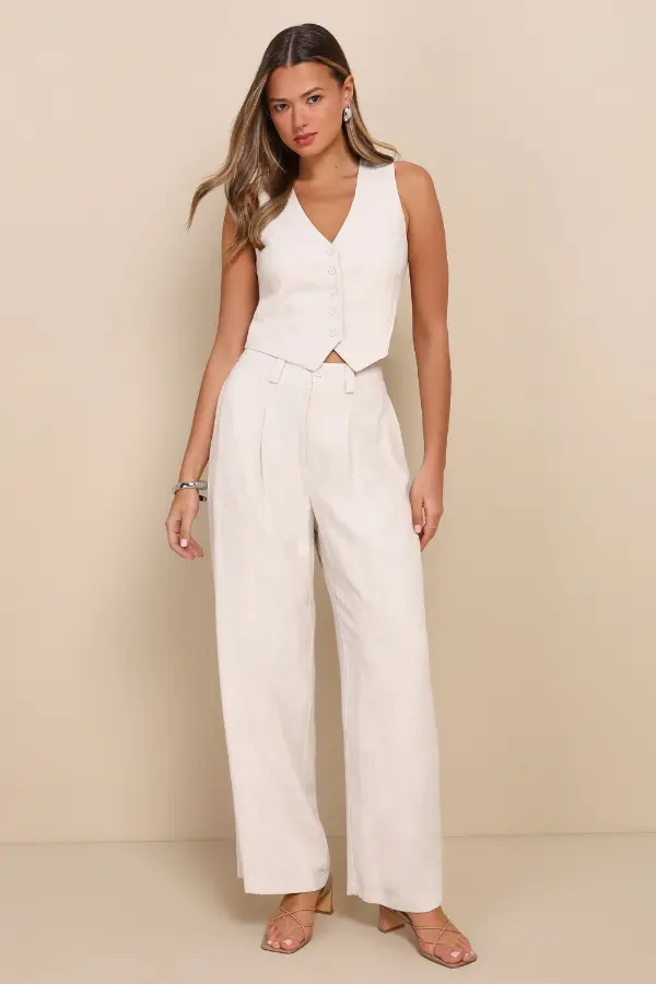 Beige Spring Outfit