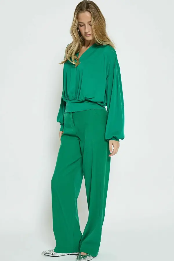 Spring Green Outfits