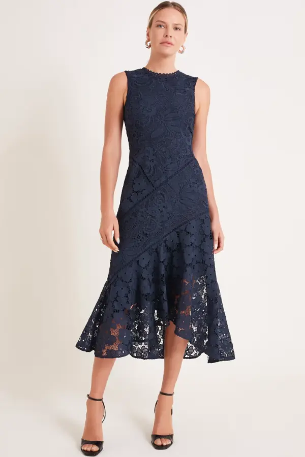 Round Neck Dresses