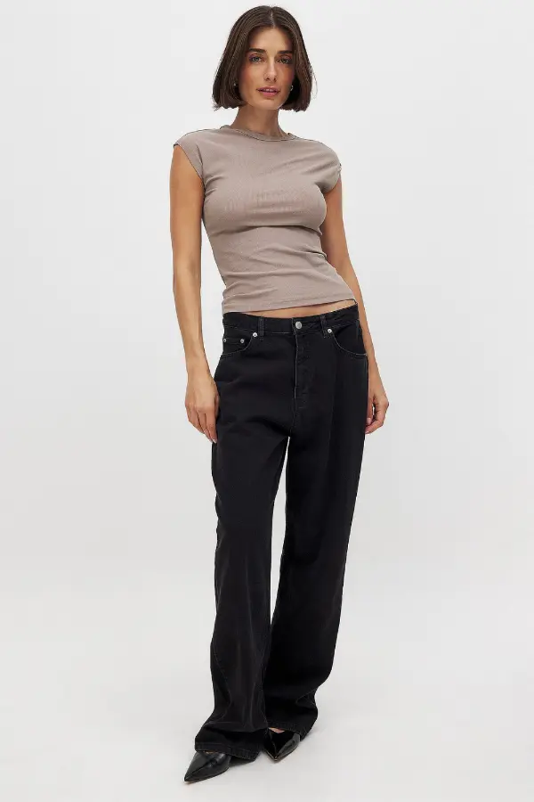 Sleeveless Top Outfit