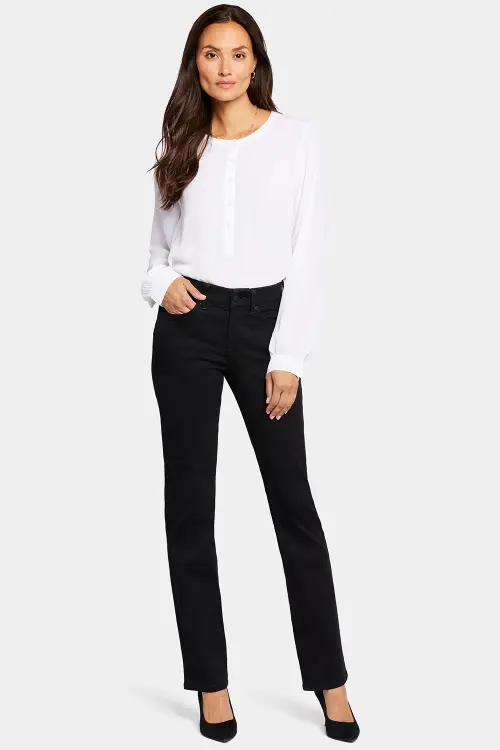 Formal Jeans Outfit Women