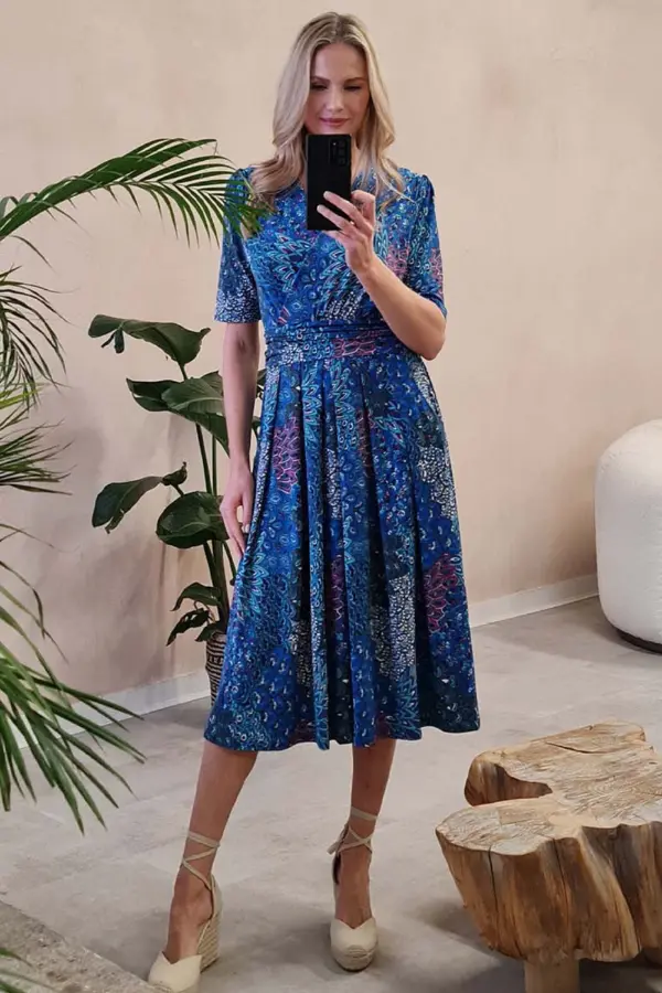 Spring Outfit Ideas For Women Over 40