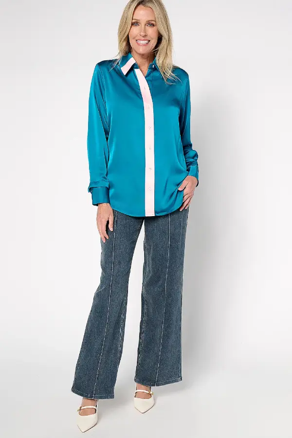 Older Women Fashion Dressing Over 50