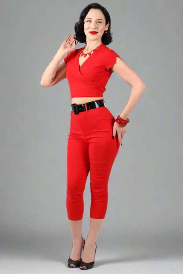 Red Capri Pants Outfit