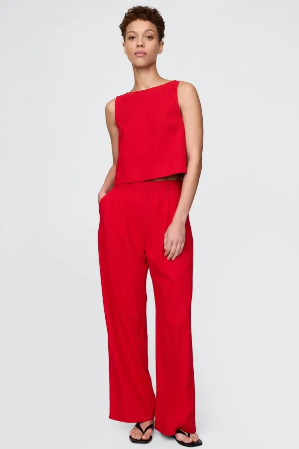 Red Linen Pants Outfit