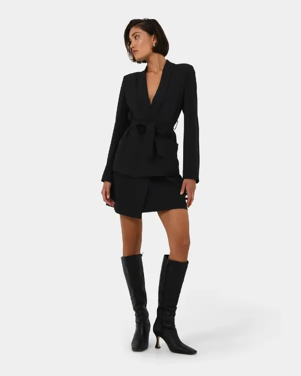 Black Blazer Outfit