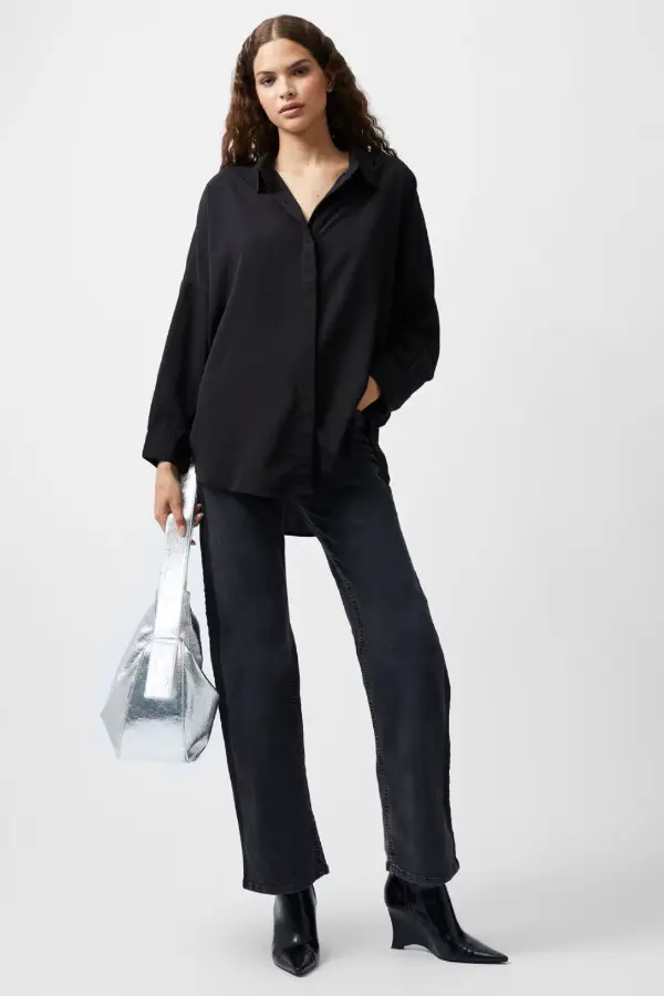 Black Shirt With Jeans
