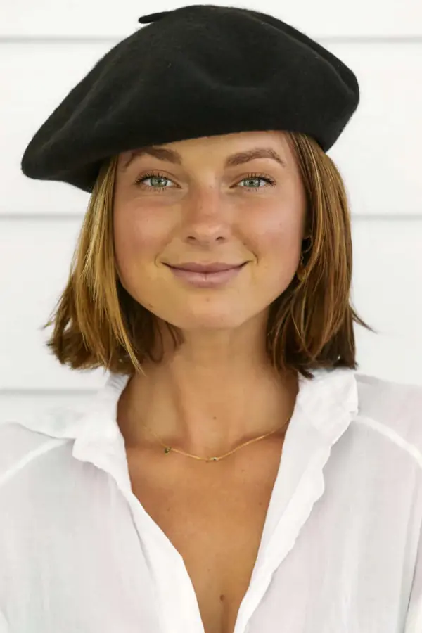 How to Wear a Beret Hat