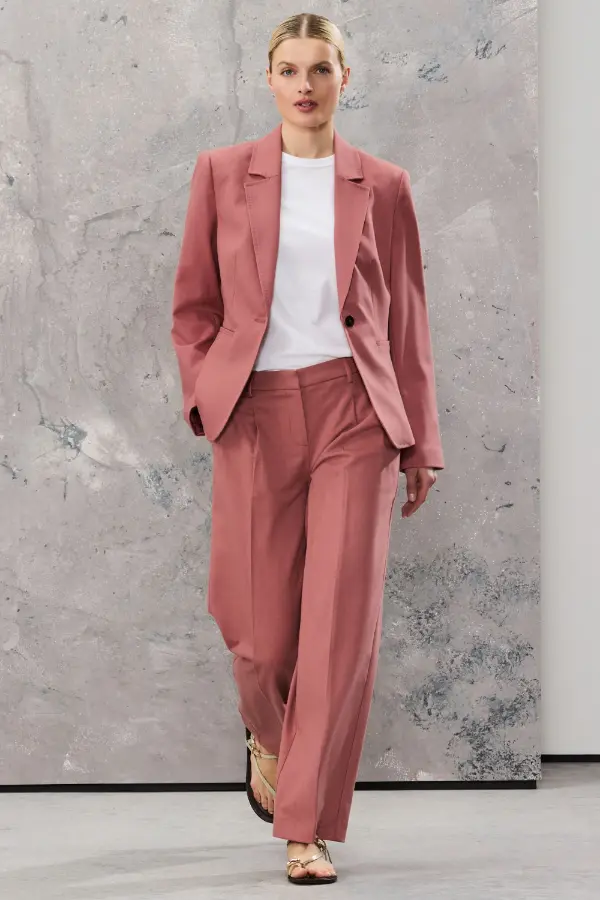 Tech Conference Outfits Women