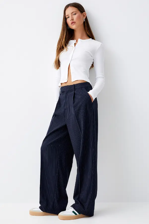 Wide Leg Pants Street Style