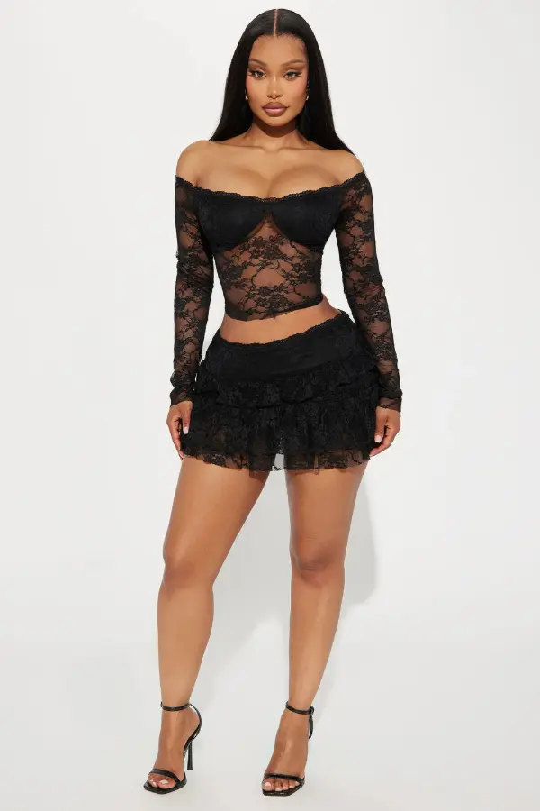 Ruffle Skirt Club Outfit