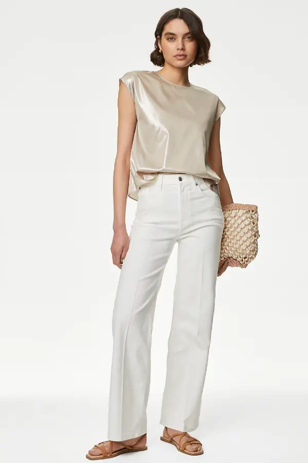 Spring Metallic Top Outfit