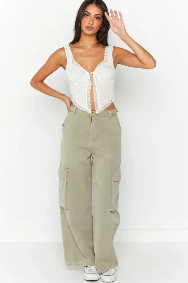 Tie Front Top Outfit