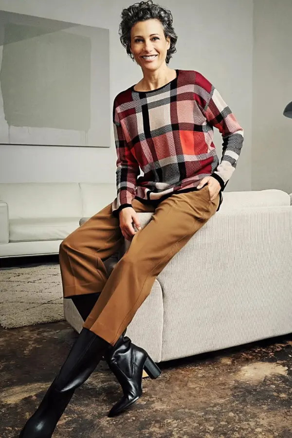 Chic Over 50 Fashion