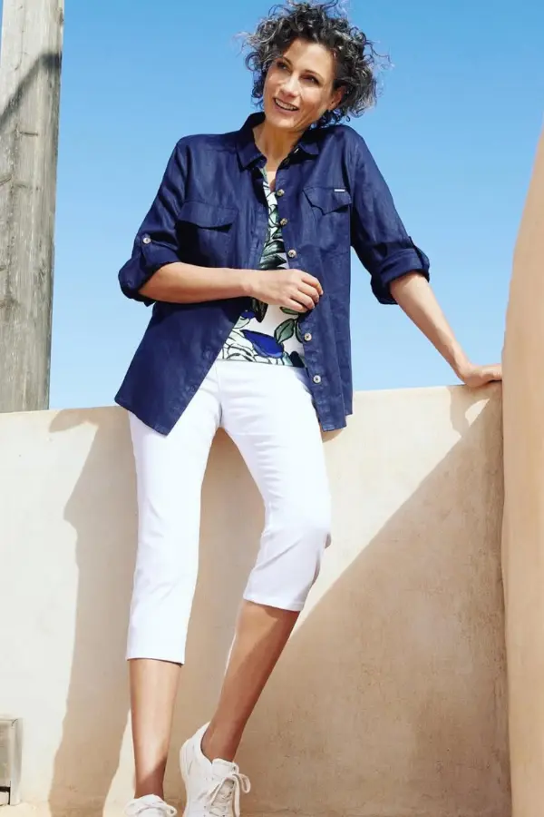 Fashion For Women Over 50 Outfits
