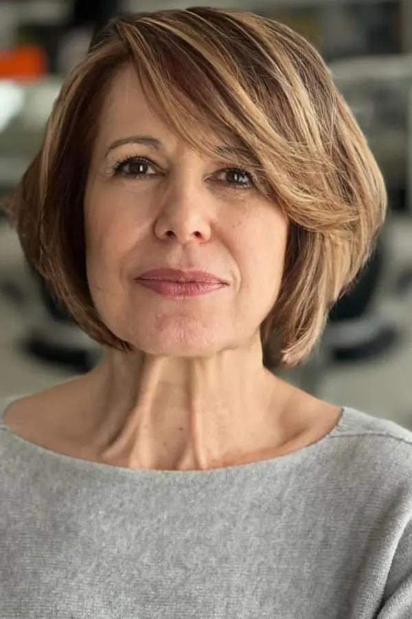 Haircuts For Women 60 Years Old