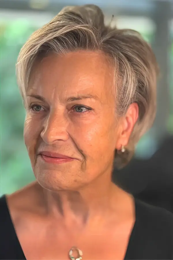 Hairstyles For Women Over 70