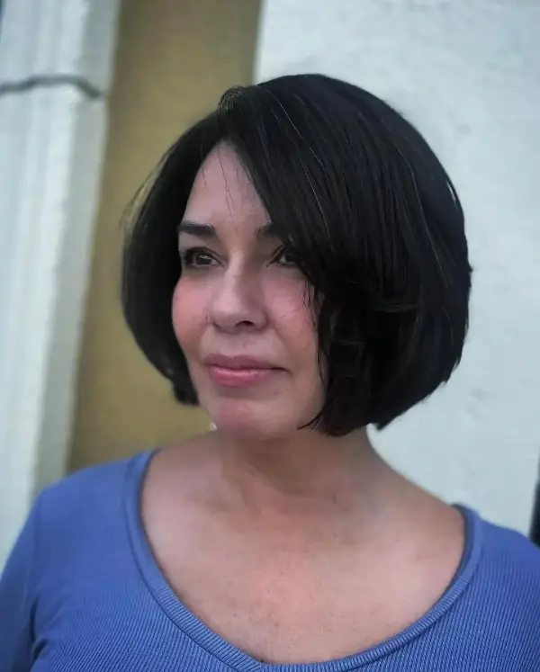 Short Haircuts For Women Over 50 Simple