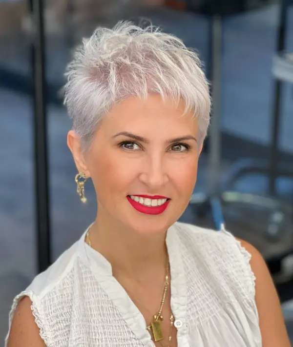 Short Haircuts For Women Over 50
