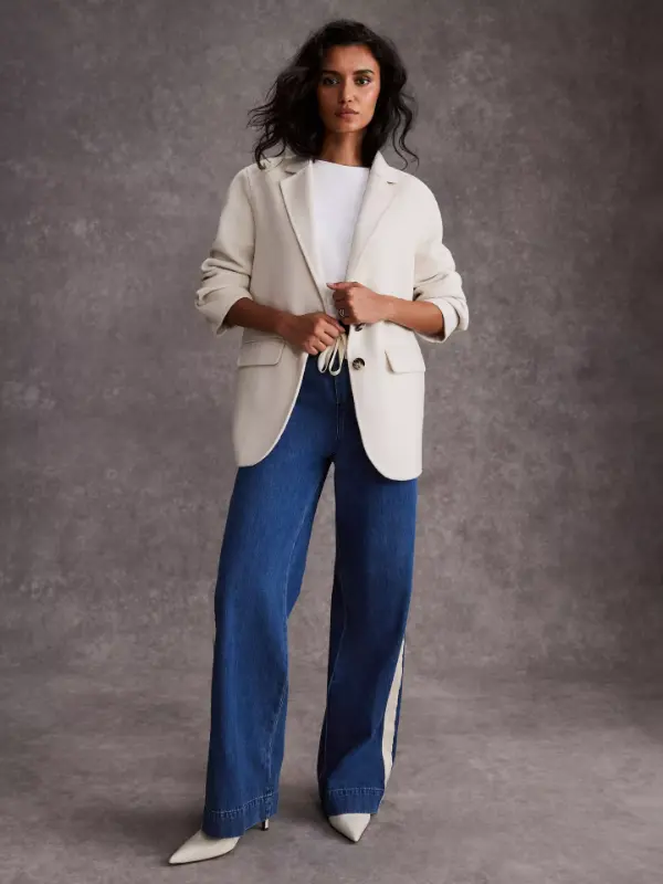 Casual White Blazer Outfit Ideas