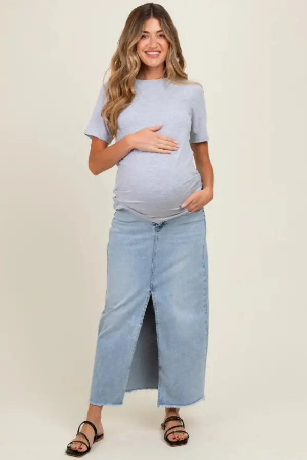 Maxi Skirt Pregnancy Outfit