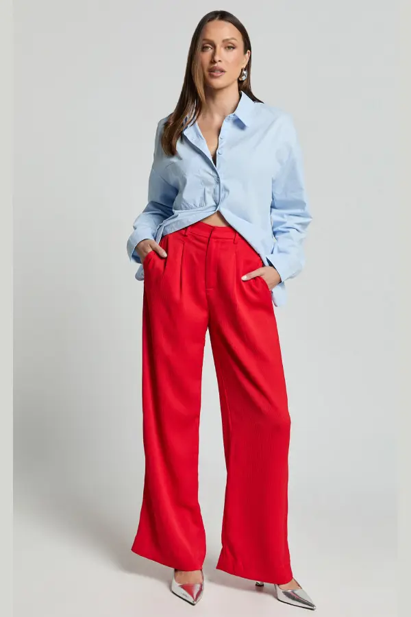 Red Pants Outfit Street Style