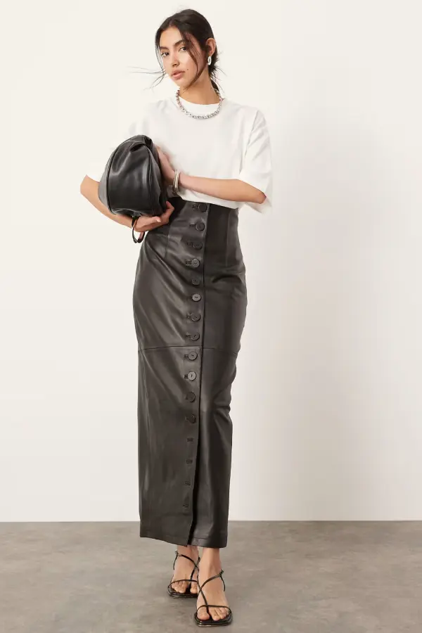 Long Leather Skirt Outfit