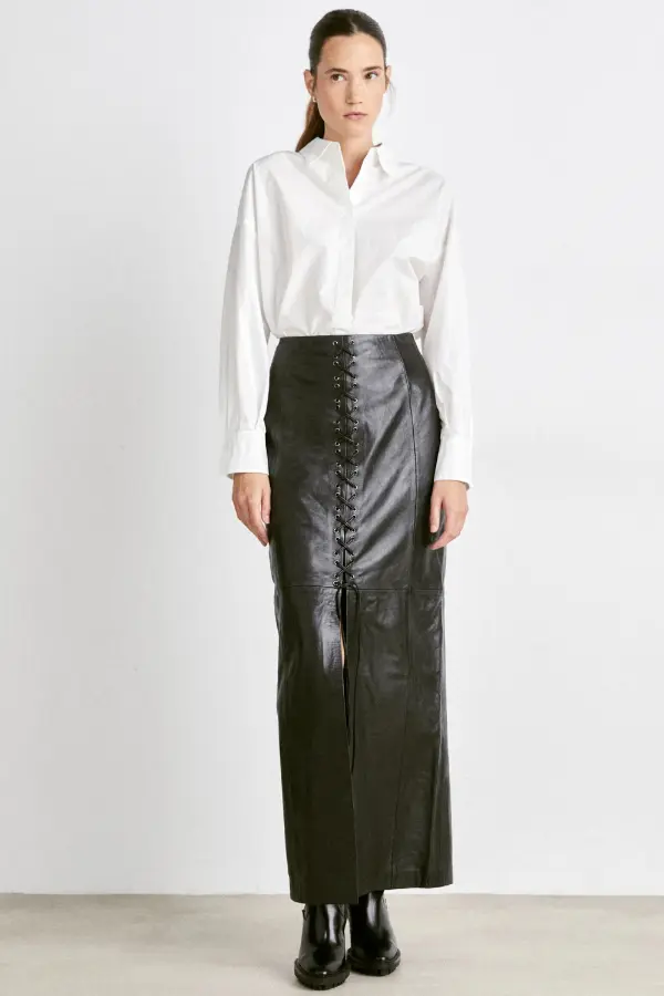 Long Leather Skirt Outfit Ideas