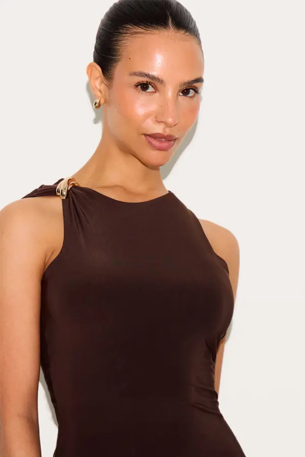 Makeup For Brown Dress