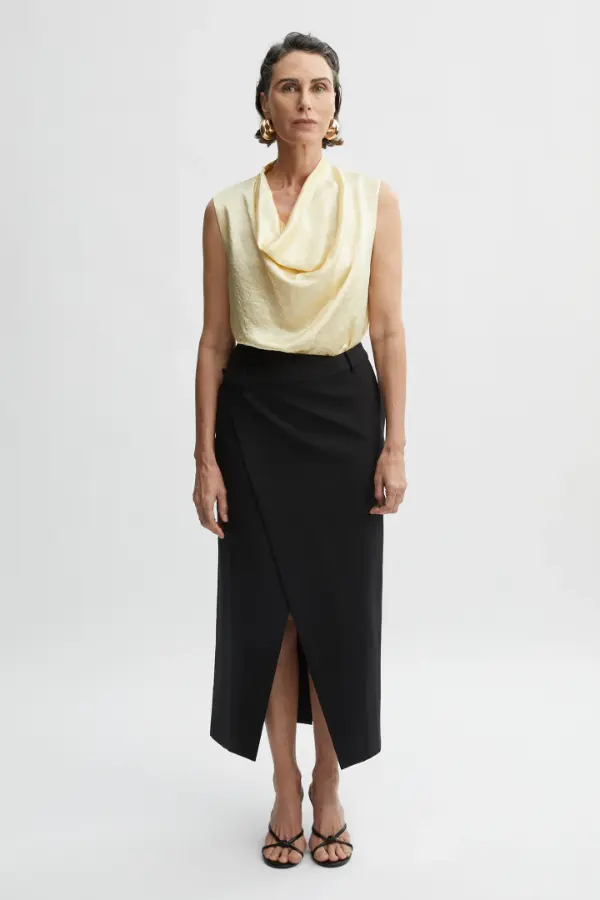 Black Wrap Skirt Outfit