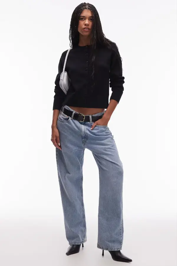 Short Black Cardigan Outfit