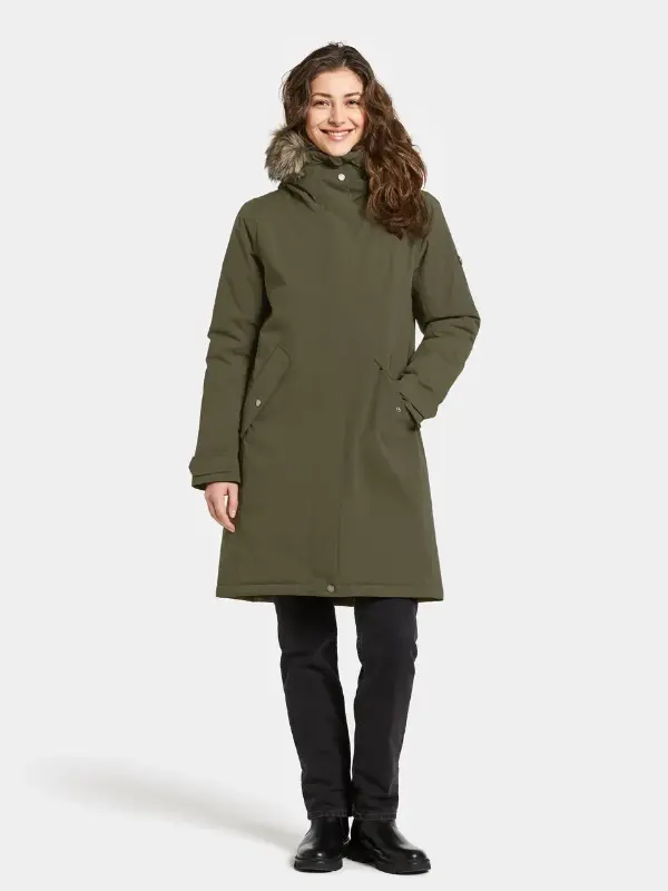 Parka Outfit Woman