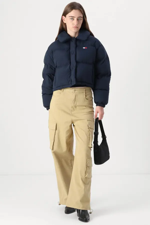 Short Puffer Jacket Outfit Winter Style