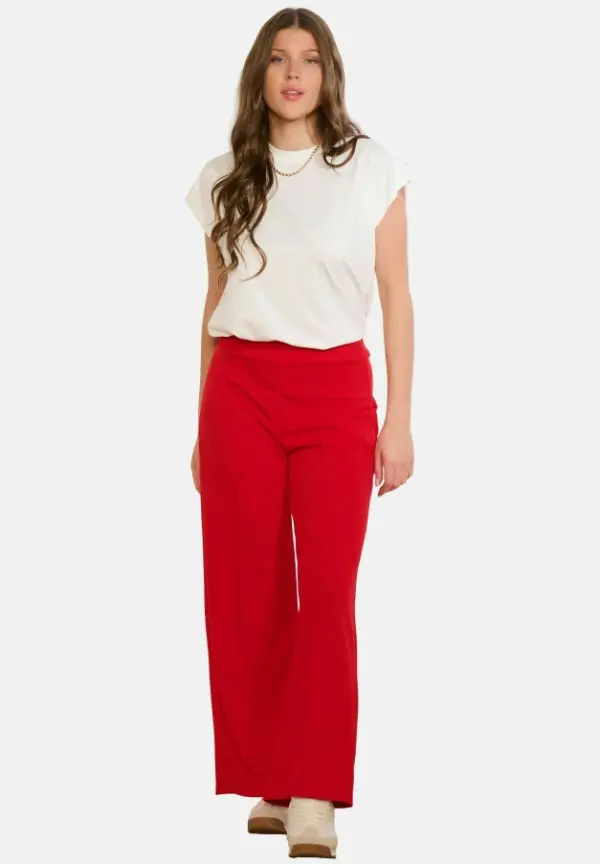 How To Style Red Trousers Women