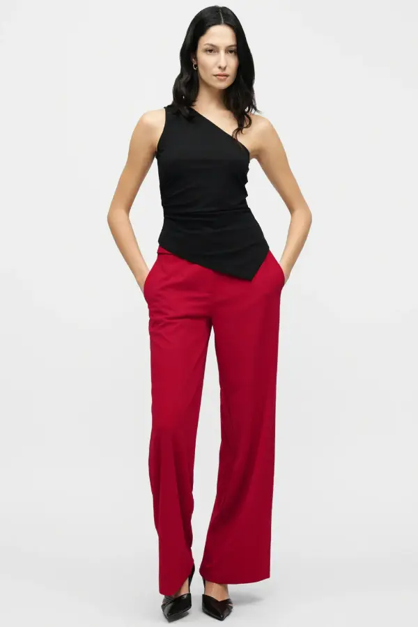 What To Pair With Red Pants