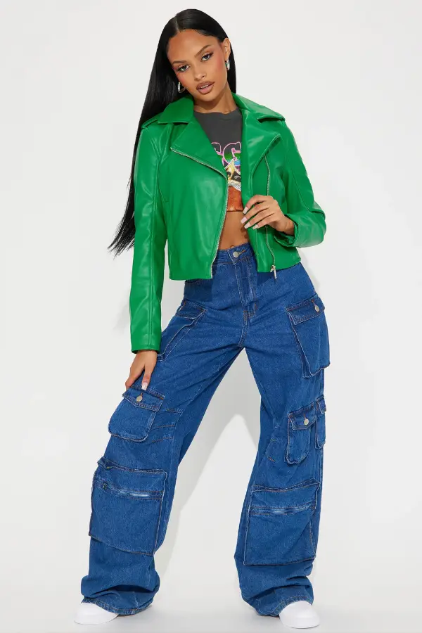 How to Wear Green Jacket