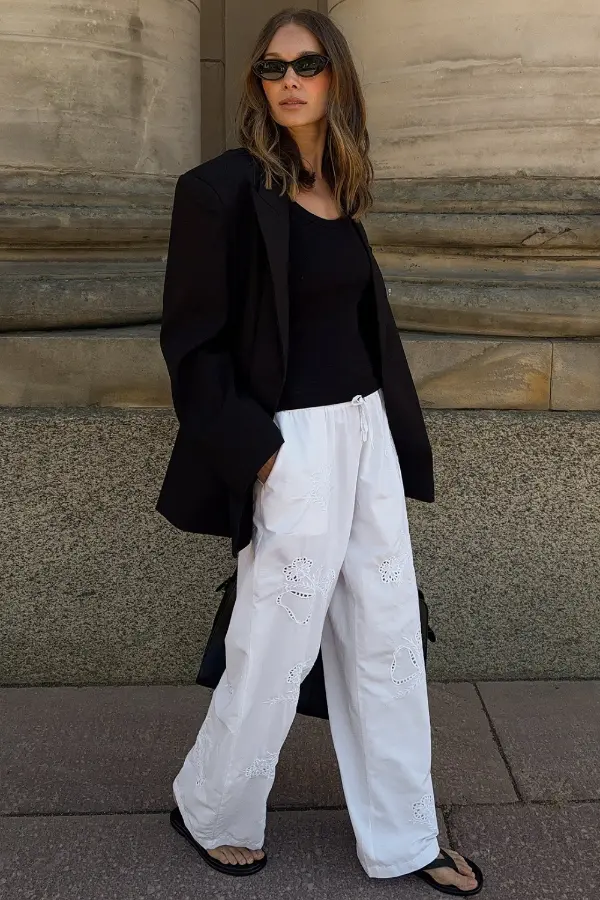 How to Wear White Pants