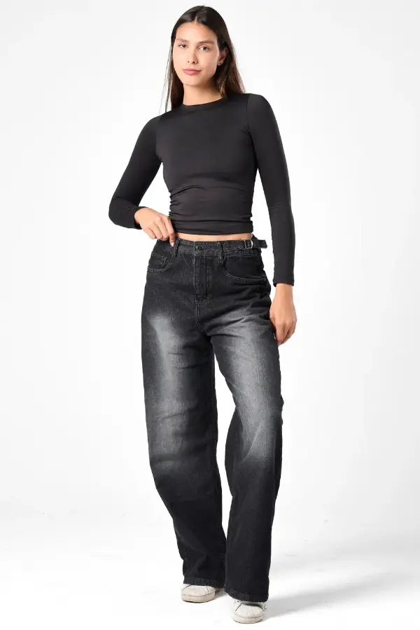 Styling Black Baggy Jeans