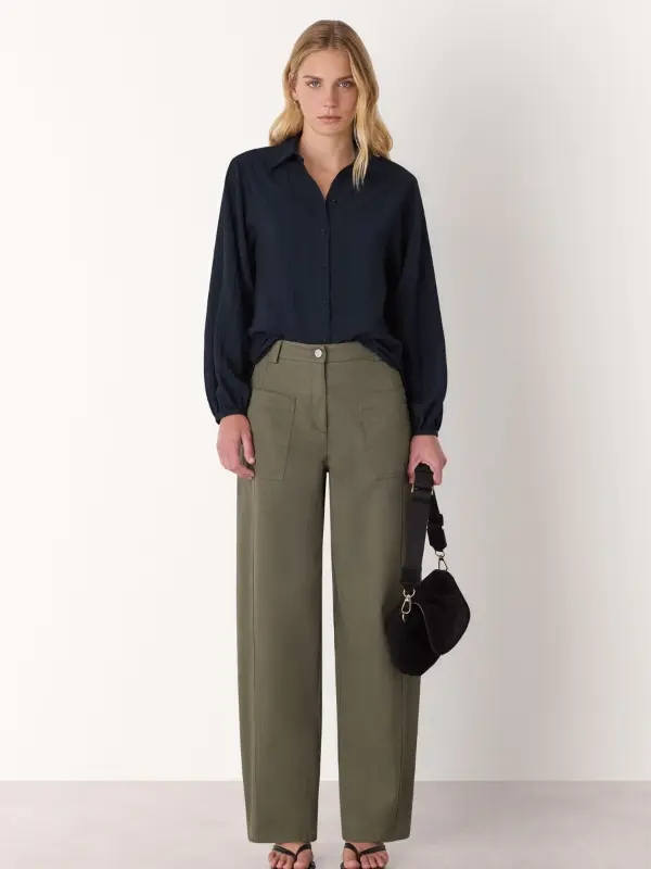 How to Wear Navy Blue Shirt