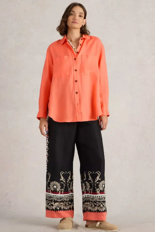 How to Wear Orange Shirt