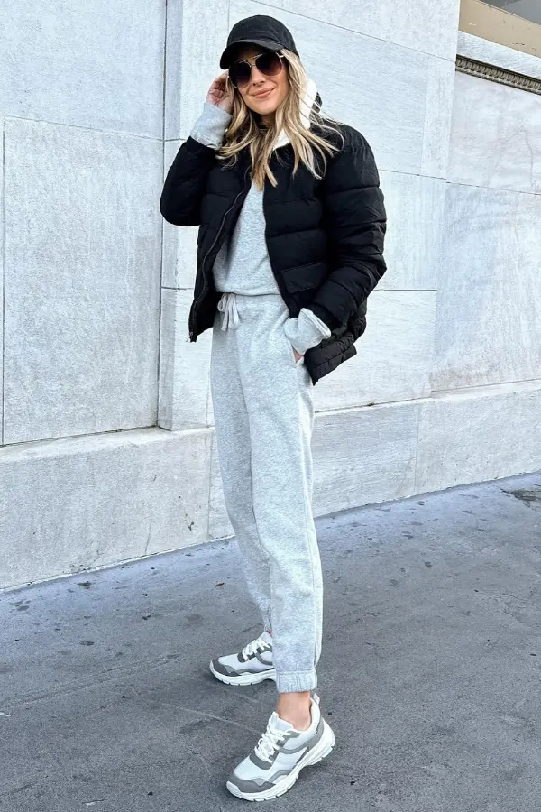 Joggers Winter Outfit Women