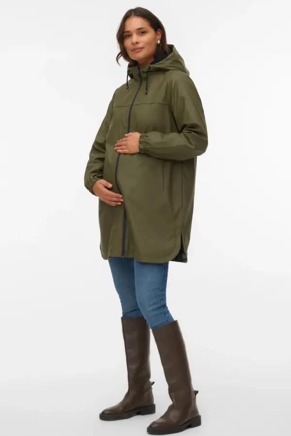 Pregnancy Outfits Winter