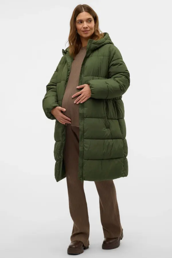 Pregnancy Style Winter
