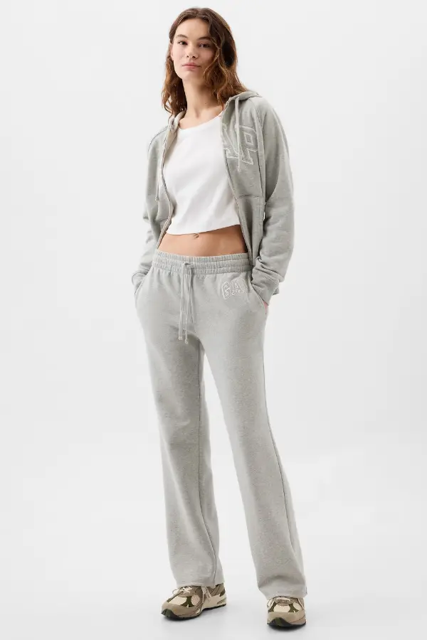 What to Wear With Grey Sweatpants